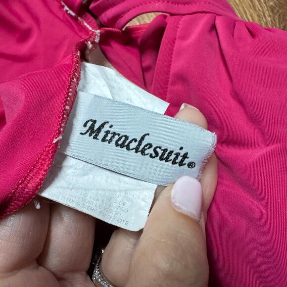 Miraclesuit Womens Solid Pink One Piece Slimming Ruched Swim Suit Size 14 - Picture 5 of 8